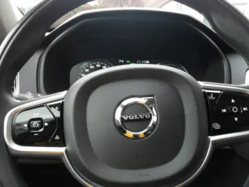 VOLVO XC90 T8  AWD Panorama   360    HUD