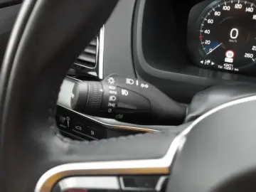 VOLVO XC90 T8  AWD Panorama   360    HUD