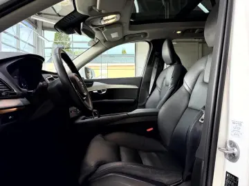 VOLVO XC90 B5 AWD Plus Bright LED Pano ACC 360 H&K 7-S