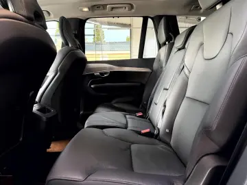 VOLVO XC90 B5 AWD Plus Bright LED Pano ACC 360 H&K 7-S