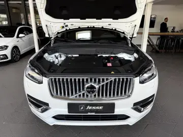 VOLVO XC90 B5 AWD Plus Bright LED Pano ACC 360 H&K 7-S