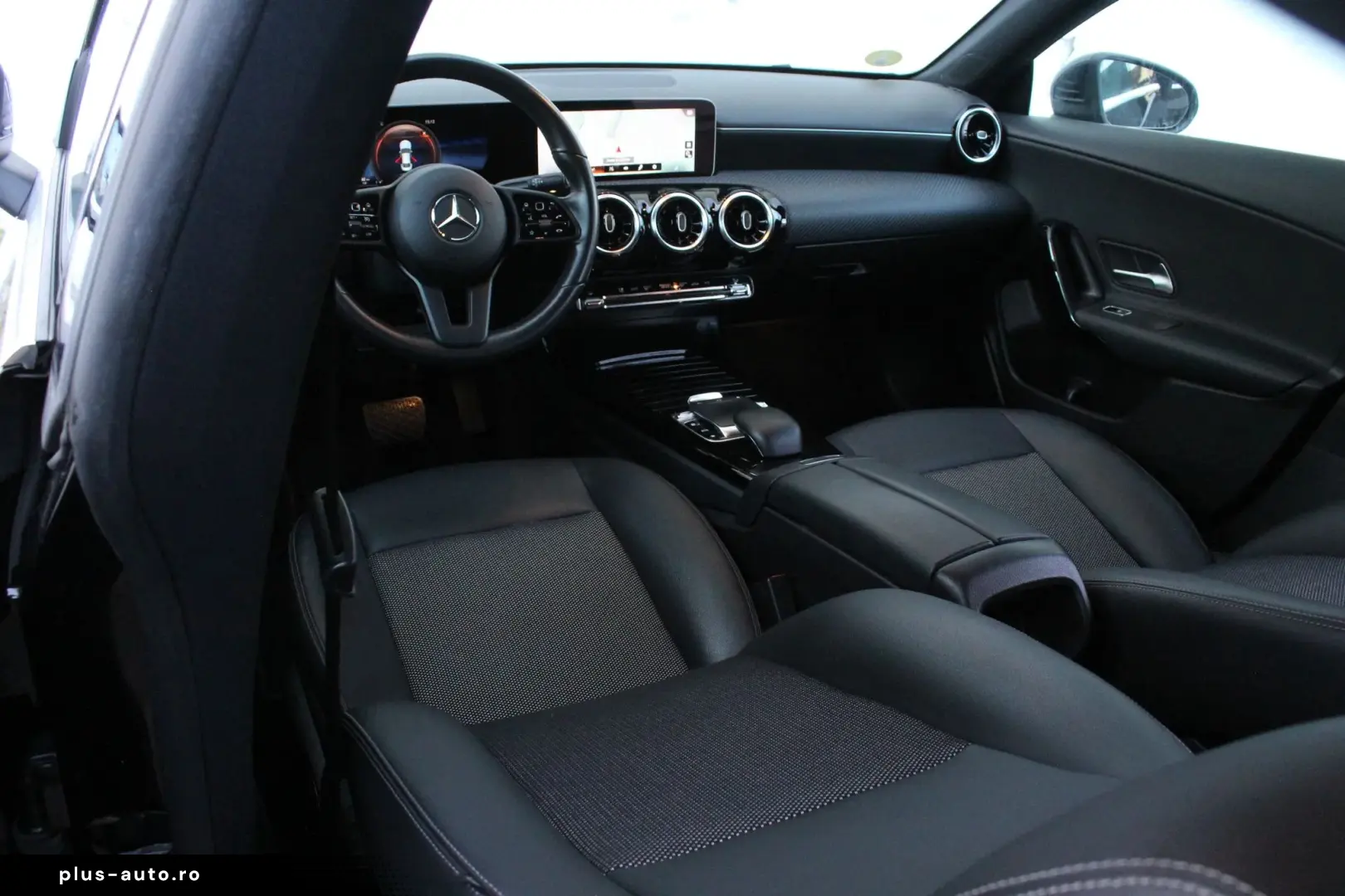 Mercedes-Benz Cla-180