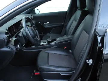 Mercedes-Benz Cla-180