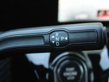 Mercedes-Benz Cla-180