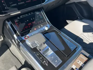 Audi SQ8 Quattro