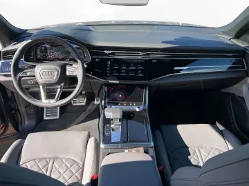 Audi SQ8 Quattro