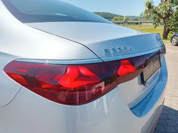 MERCEDES-BENZ E 220 ADVANCED PLUS 360 `KAMERA DISTRONIC