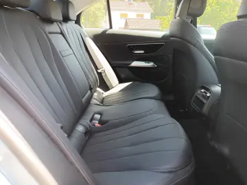 MERCEDES-BENZ E 220 ADVANCED PLUS 360 `KAMERA DISTRONIC
