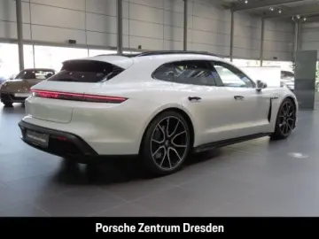 PORSCHE Taycan Sport Turismo    BOSE®   Matrix   ACC   L