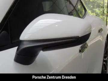 PORSCHE Taycan Sport Turismo    BOSE®   Matrix   ACC   L