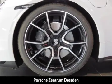 PORSCHE Taycan Sport Turismo    BOSE®   Matrix   ACC   L