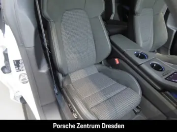 PORSCHE Taycan Sport Turismo    BOSE®   Matrix   ACC   L