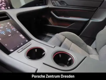 PORSCHE Taycan Sport Turismo    BOSE®   Matrix   ACC   L