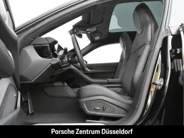 PORSCHE Taycan Surround-View BOSE Panorama LED-Matrix