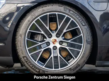 PORSCHE Taycan Sport Turismo Pano Bose HD-Matrix Surroun