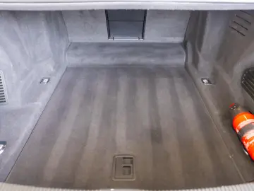 Audi A8 55 TFSI quattro tiptronic