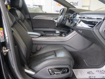 Audi A8 55 TFSI quattro tiptronic