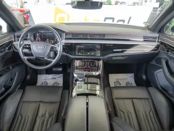 Audi A8 55 TFSI quattro tiptronic
