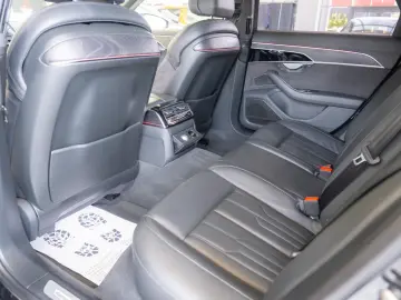Audi A8 55 TFSI quattro tiptronic