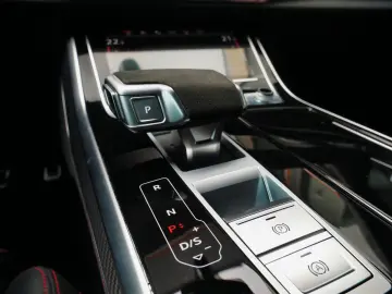 AUDI RSQ8 Performance 4.0 TFSI Pano 305 B&O Keramik