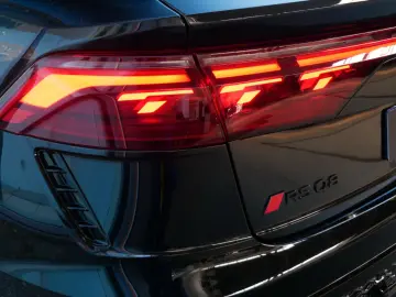 AUDI RSQ8 Performance 4.0 TFSI Pano 305 B&O Keramik
