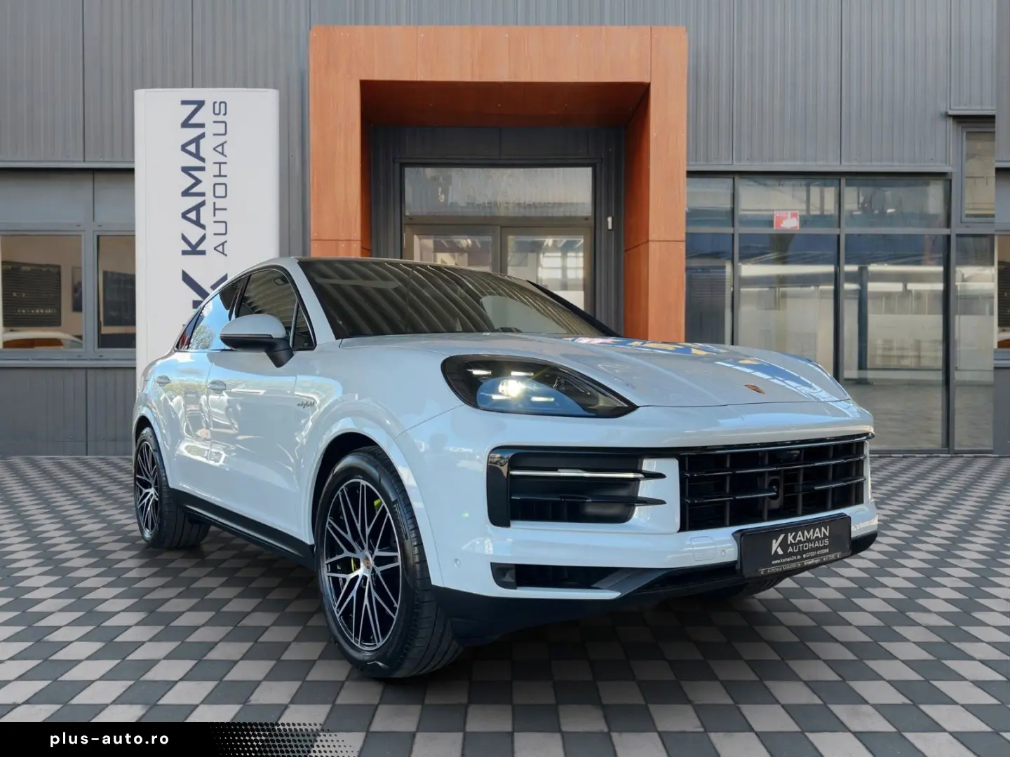 PORSCHE Cayenne Coupe E-Hybrid HeadUp InnoDrive