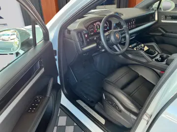 PORSCHE Cayenne Coupe E-Hybrid HeadUp InnoDrive