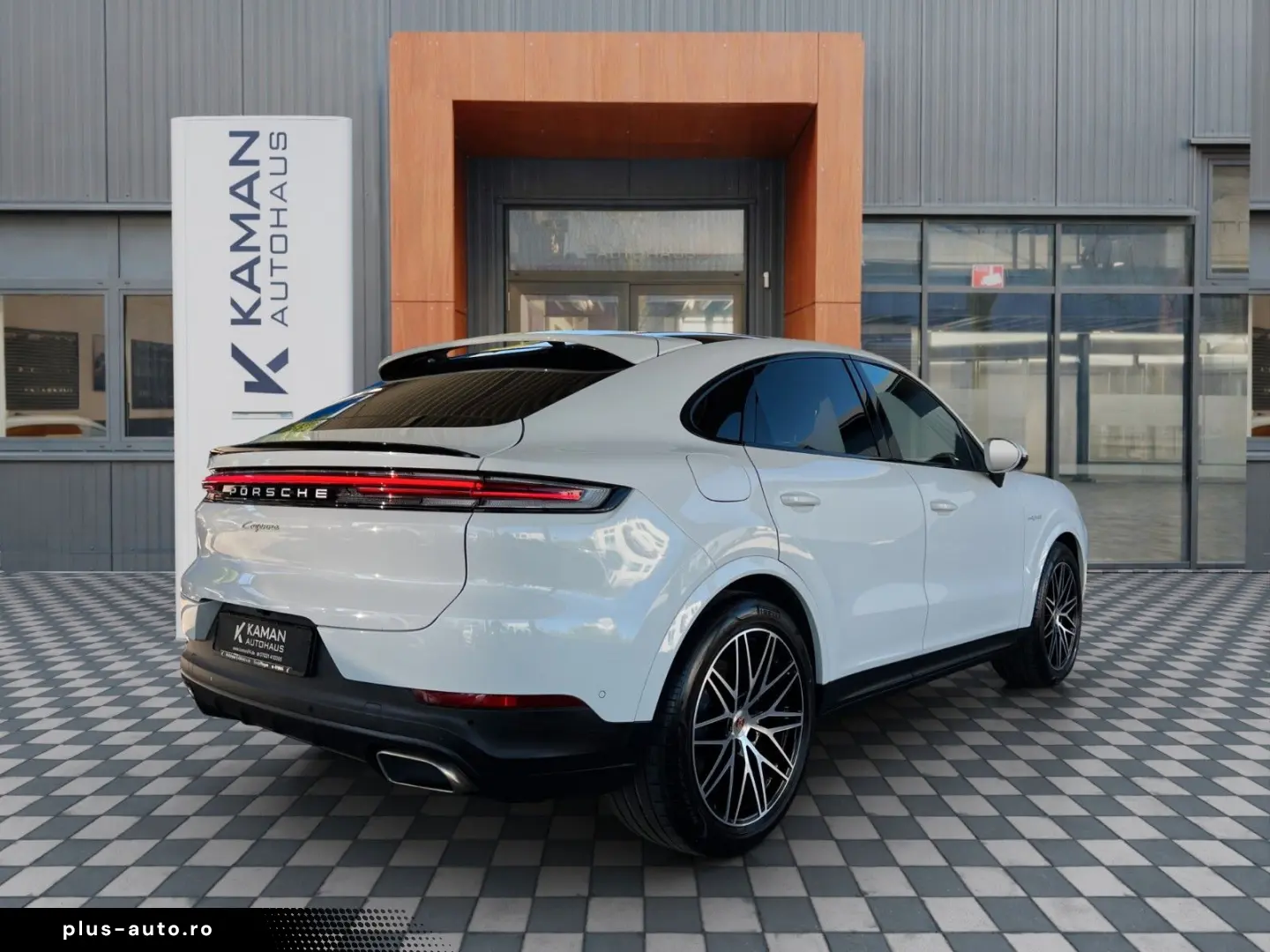 PORSCHE Cayenne Coupe E-Hybrid HeadUp InnoDrive