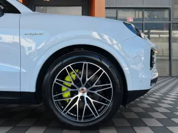 PORSCHE Cayenne Coupe E-Hybrid HeadUp InnoDrive