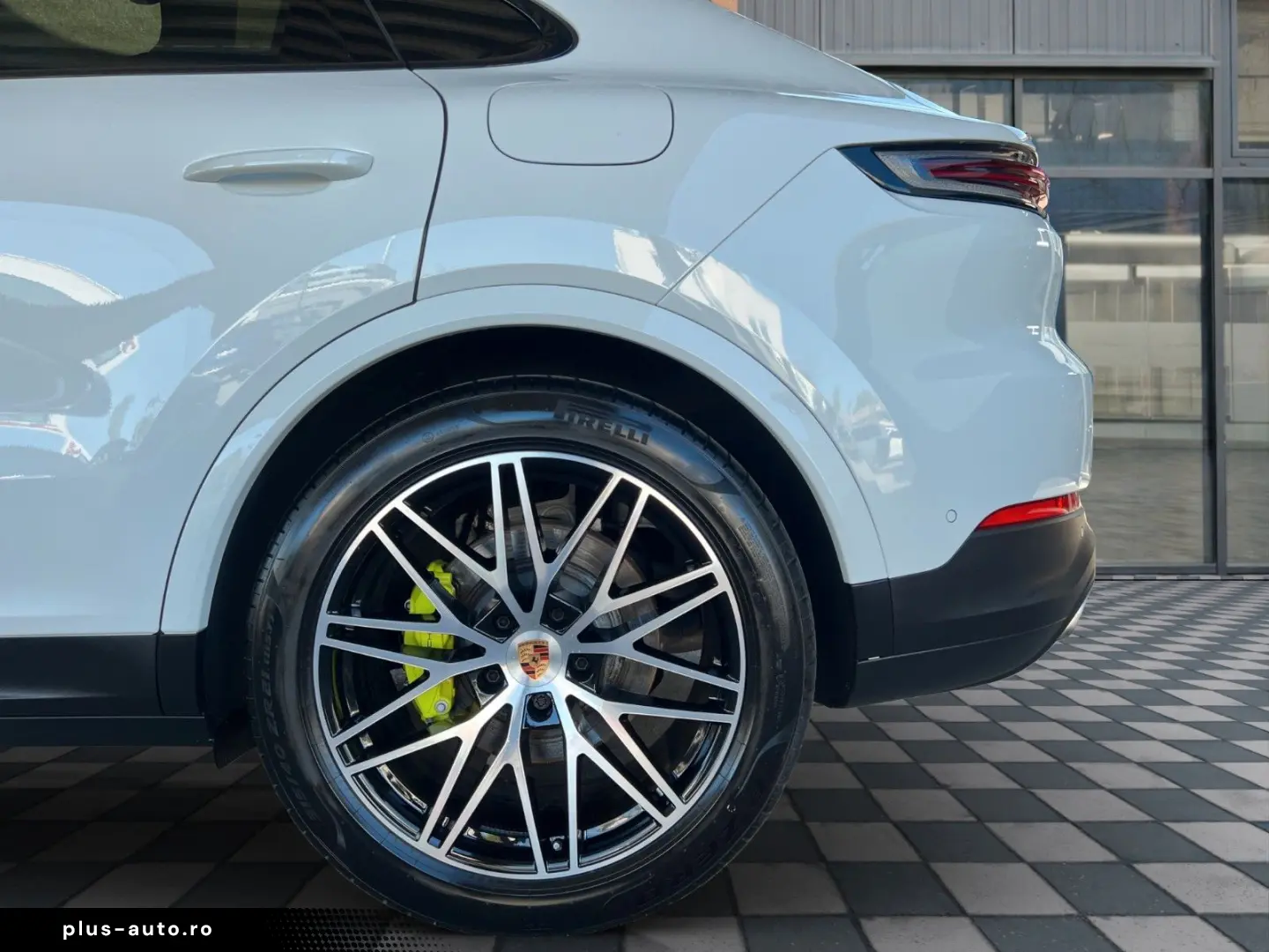 PORSCHE Cayenne Coupe E-Hybrid HeadUp InnoDrive