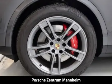PORSCHE Cayenne S Coupe Bose InnoDrive Beifahrerd. HD-Ma
