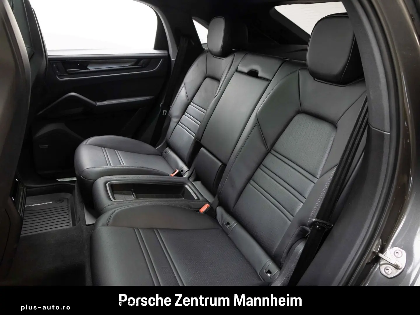 PORSCHE Cayenne S Coupe Bose InnoDrive Beifahrerd. HD-Ma