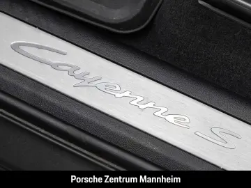 PORSCHE Cayenne S Coupe Bose InnoDrive Beifahrerd. HD-Ma