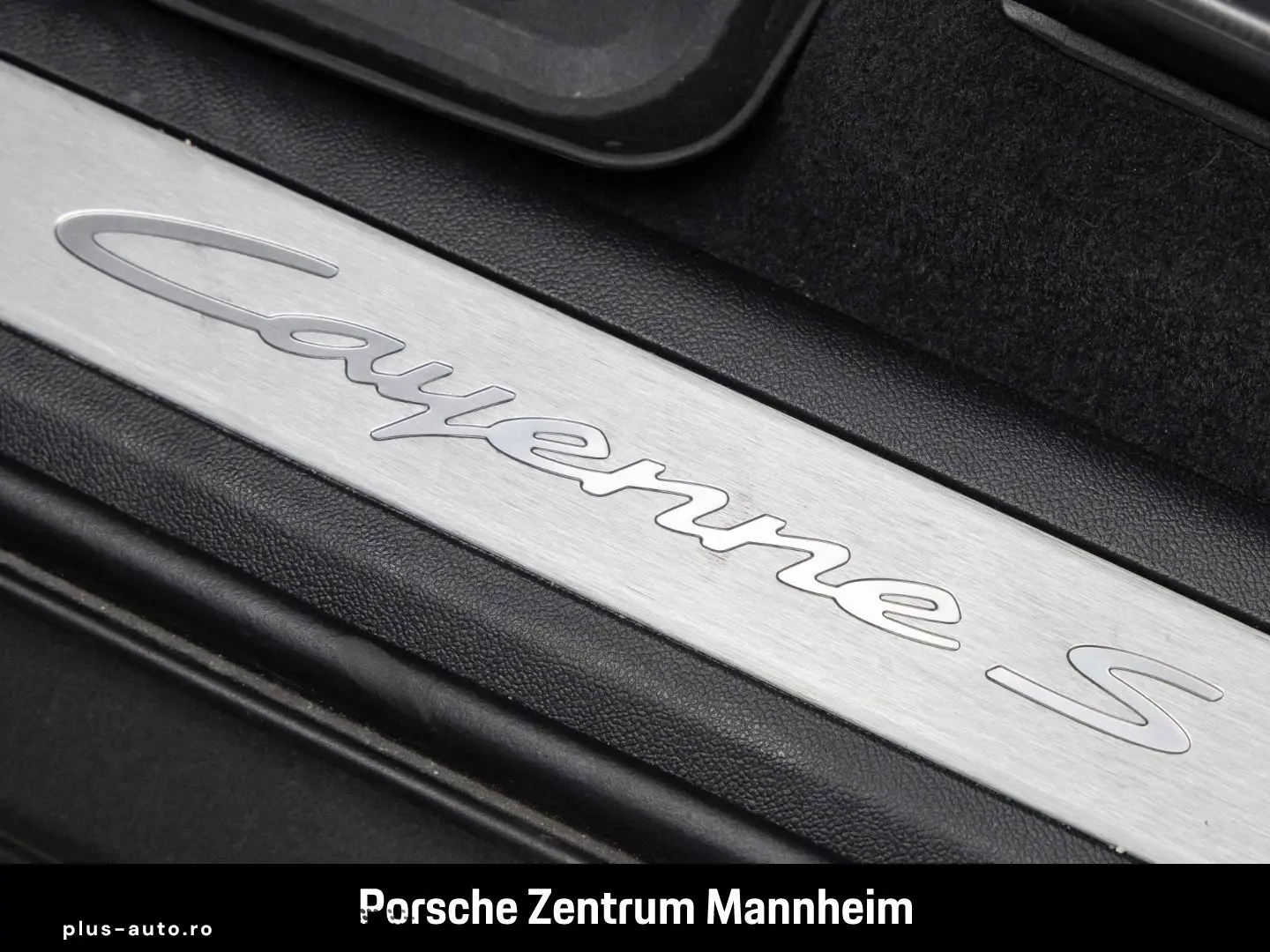 PORSCHE Cayenne S Coupe Bose InnoDrive Beifahrerd. HD-Ma