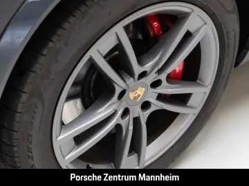 PORSCHE Cayenne S Coupe Bose InnoDrive Beifahrerd. HD-Ma