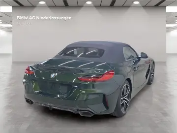 BMW Z4 M40i Harman