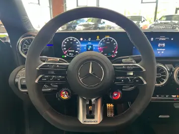 MERCEDES-BENZ 4M Airodynamik Pano Headup Memory Multikunturs