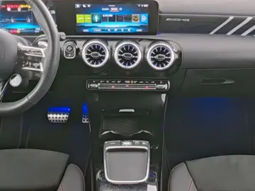 MERCEDES-BENZ AMG A 35 4M Limousine AMG Night 19''