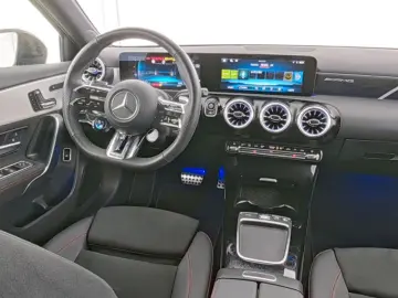 MERCEDES-BENZ AMG A 35 4M Limousine AMG Night 19''