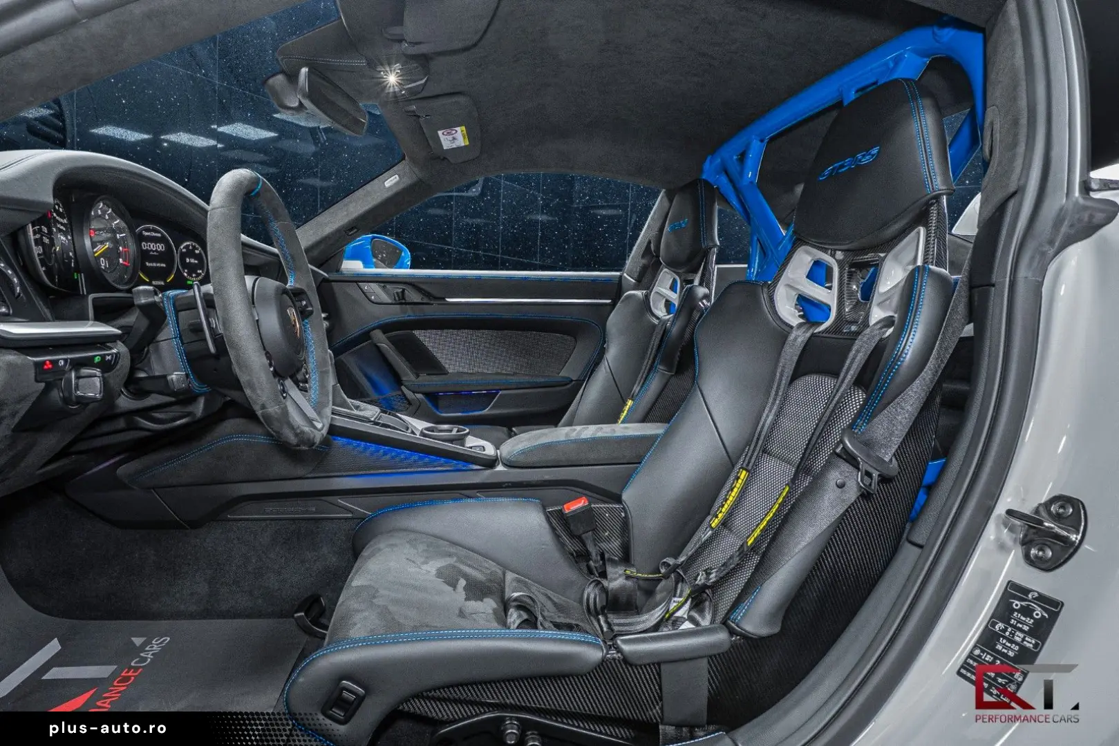 PORSCHE 911 992 GT3 RS Sonderwunsch PCCB LiftSystem BOSE