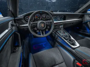 PORSCHE 911 992 GT3 RS Sonderwunsch PCCB LiftSystem BOSE