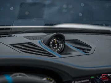 PORSCHE 911 992 GT3 RS Sonderwunsch PCCB LiftSystem BOSE