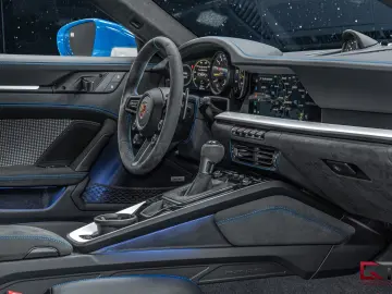 PORSCHE 911 992 GT3 RS Sonderwunsch PCCB LiftSystem BOSE