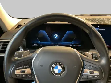 BMW 320 d Touring Aut Leder HUD Navi LED
