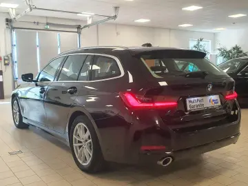 BMW 318d Aut WidscrDispl LED SportStz Facelif