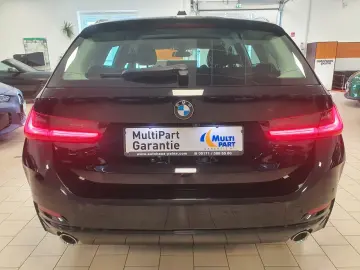 BMW 318d Aut WidscrDispl LED SportStz Facelif