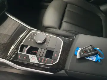 BMW 318d Aut WidscrDispl LED SportStz Facelif
