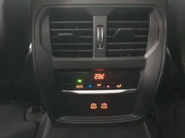 BMW 318d Aut WidscrDispl LED SportStz Facelif