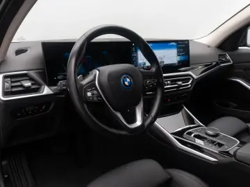 BMW 320e Widscreen Sportsitz Komfort