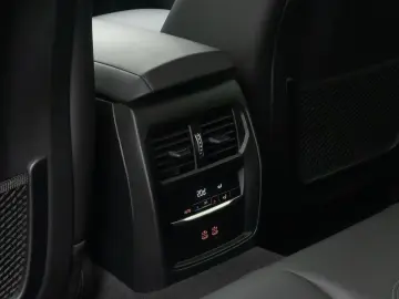 BMW 320e Widscreen Sportsitz Komfort